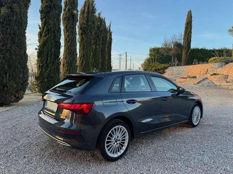 Usado Audi A3 Sportback 150 CV (110 kW) 2020 Gris Utilitario