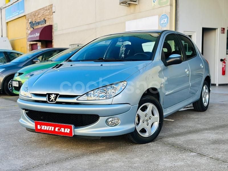 Azul Usado 2007 Peugeot 206 Berlina | 4190 € (Precio justo) - Imagen 1/4