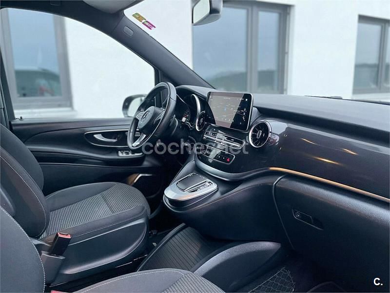 Usado Mercedes V220 163 CV (119 kW) 2020 Amarillo Monovolumen