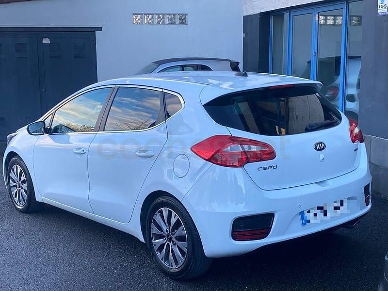 Usado Kia Ceed GT 90 CV (66 kW) 2016 Blanco Berlina