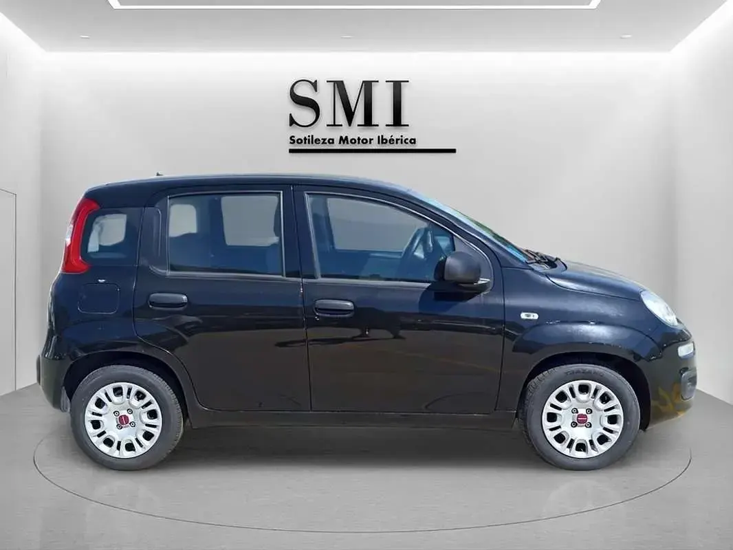 Usado Fiat Panda 69 CV (50 kW) 2022 Negro Utilitario