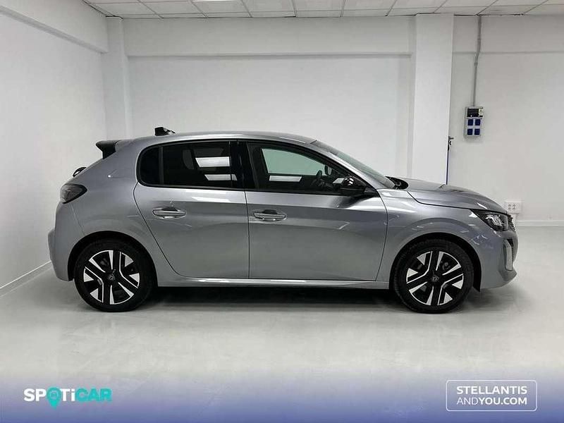 Usado Peugeot 208 Allure 110 CV (80 kW) 2025 Gris Utilitario