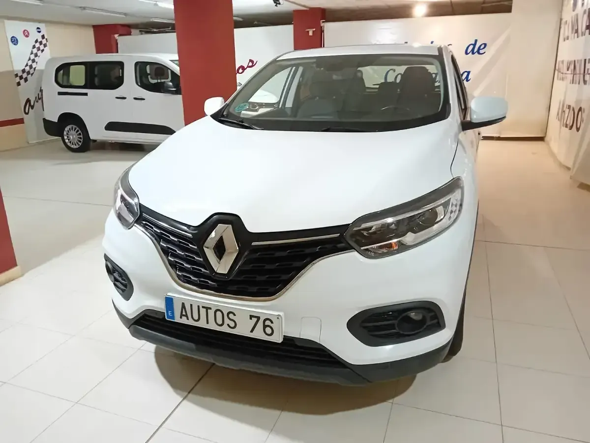 Usado Renault Kadjar Business 115 CV (84 kW) 2021 Blanco SUV
