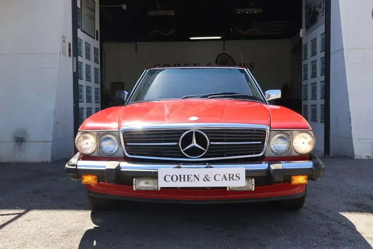 Usado Mercedes 560 AMG 241 CV (177 kW) 1989 Burdeos Descapotable