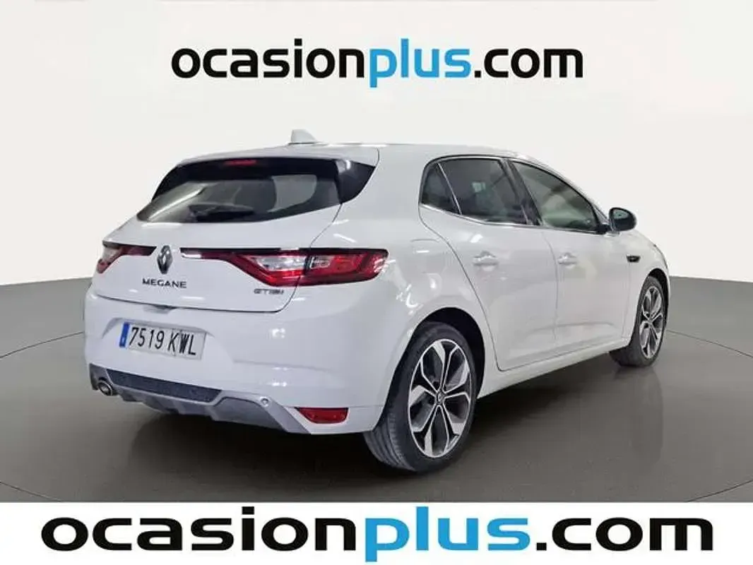 Käytetty Renault Mégane GT Line GT-Line 140 HP (102 kW) 2019 Valkoinen Viistoperä