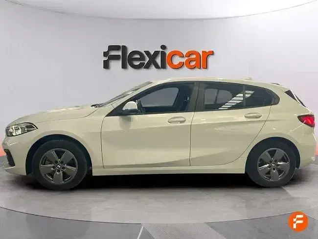 Usado BMW 118 150 CV (110 kW) 2023 Blanco Utilitario