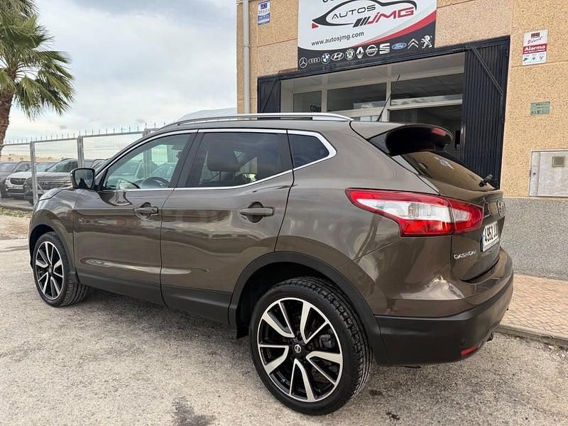 Usado Nissan Qashqai Premium Edition 115 CV (84 kW) 2015 Marrón SUV