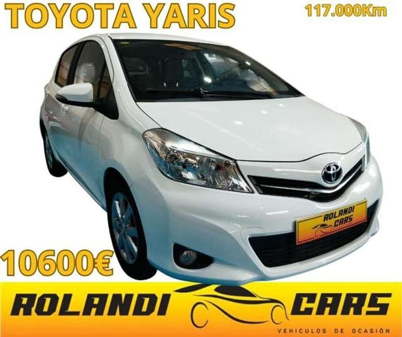 Blanco Usado 2013 Toyota Yaris Active Utilitario | 10.600 € (Caro) - Imagen 1/4