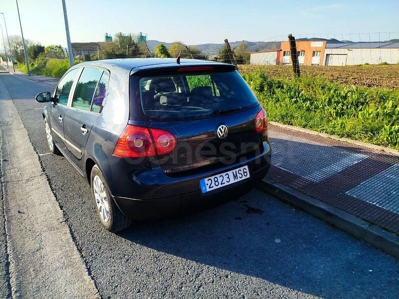 Usado VW Golf IV Conceptline 90 CV (66 kW) 2006 Azul Berlina