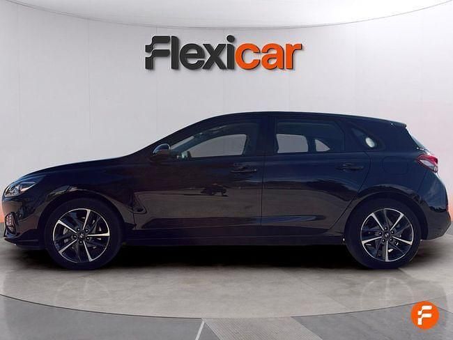 Usado Hyundai i30 120 CV (88 kW) 2022 Negro