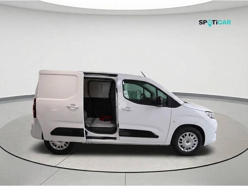 Usado Opel Combo-e Life 100 kW (136 CV) 2024 Blanco Utilitario