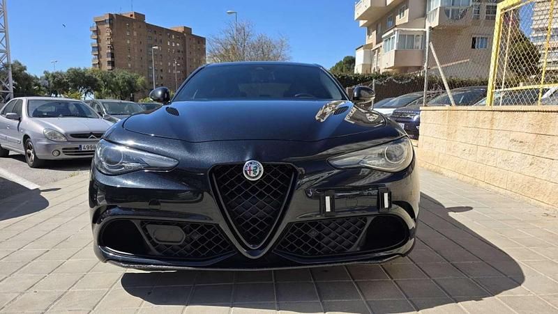Usado Alfa Romeo Giulia Quadrifoglio 510 CV (375 kW) 2021 Negro Berlina