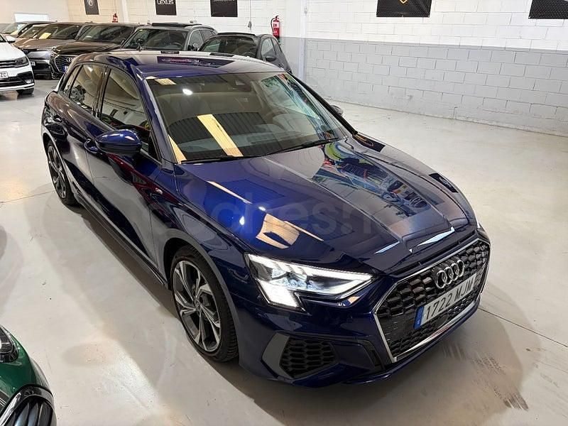 Usado Audi A3 S-Line 150 CV (110 kW) 2023 Azul Berlina