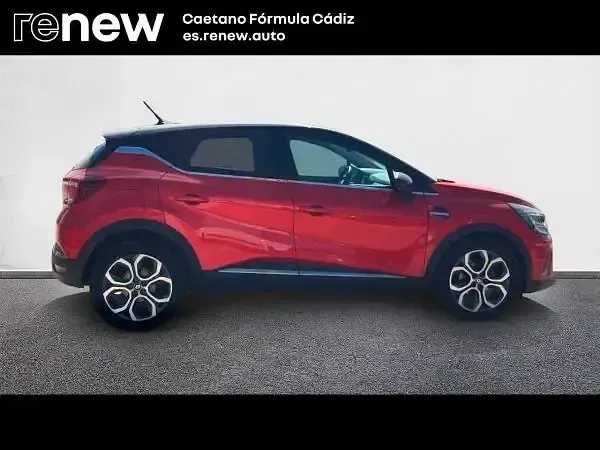 Usado Renault Captur 140 CV (102 kW) 2022 Rojo SUV
