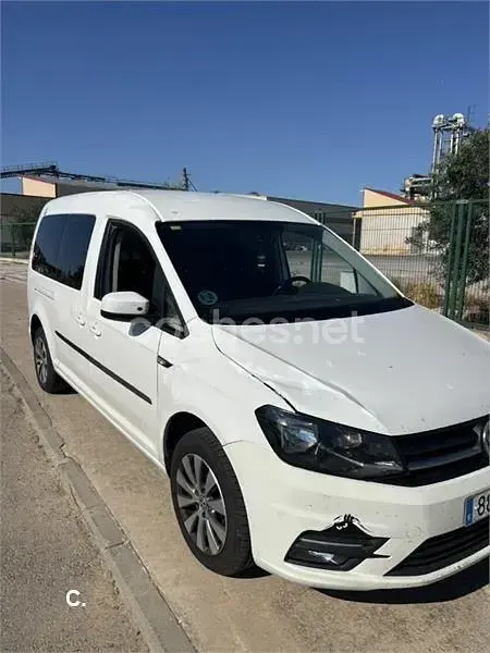Usado VW Caddy Trendline 102 CV (75 kW) 2016 Blanco Monovolumen