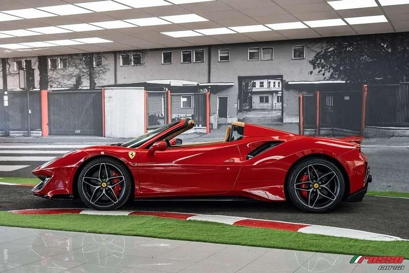 Usado Ferrari 488 721 CV (530 kW) 2020 Rojo Coupe