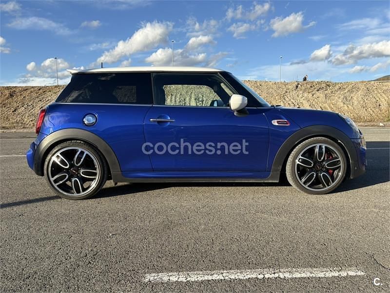 Usado Mini John Cooper Works 231 CV (169 kW) 2020 Azul Utilitario