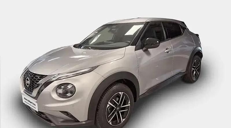 Usado Nissan Juke N-Connecta 114 CV (83 kW) 2025 Diamond silver (metalizado) SUV