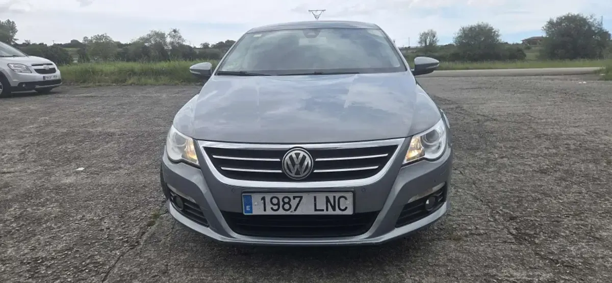 Usado VW Passat 170 CV (125 kW) 2009 Azul Coupe