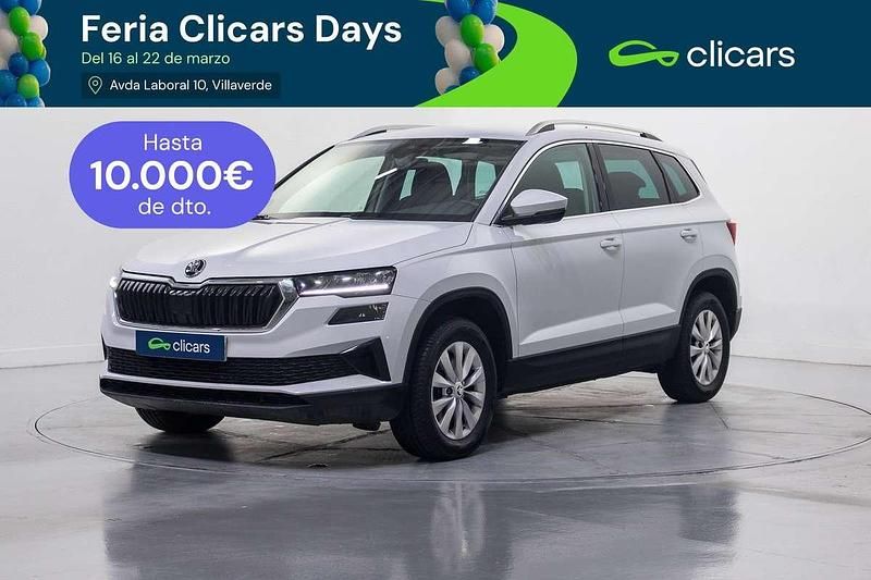Usado Skoda Karoq Ambition 150 CV (110 kW) 2023 Blanco SUV