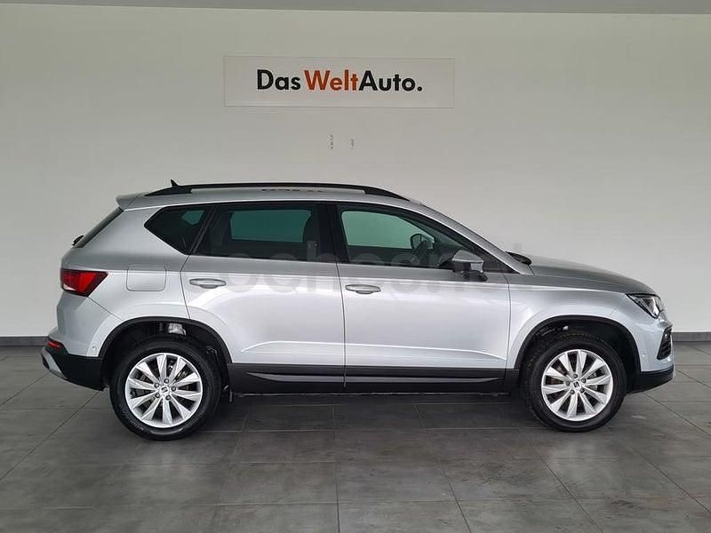 Usado Seat Ateca Style 150 CV (110 kW) 2025 Gris plata SUV