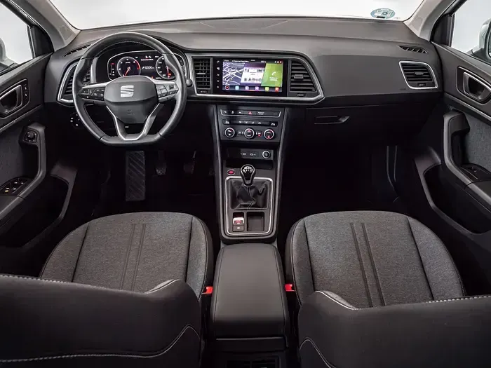 Usado Seat Ateca Style 150 CV (110 kW) 2022 Blanco SUV