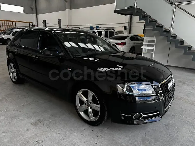Usado Audi A3 S-Line 150 CV (110 kW) 2014 Negro Berlina