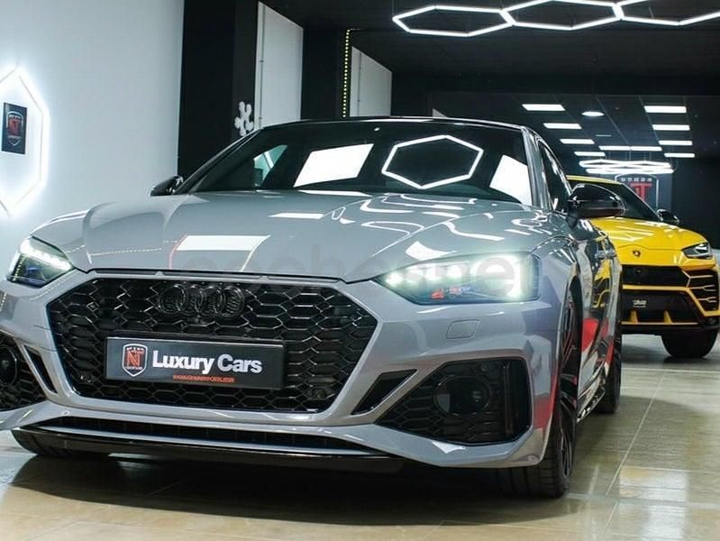 Usado Audi RS5 Sportback Performance 450 CV (330 kW) 2023 Gris / plata Berlina