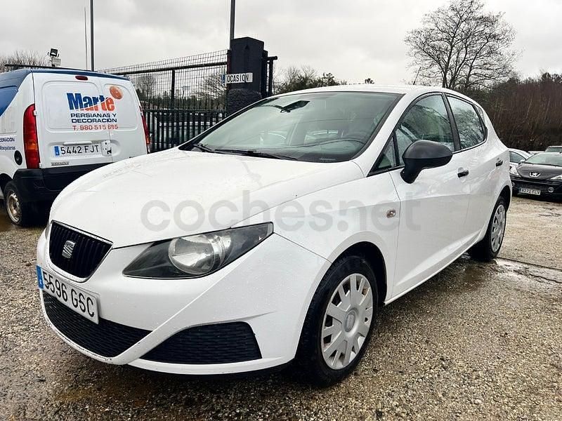Usado Seat Ibiza ST Style 85 CV (62 kW) 2010 Blanco Familiar