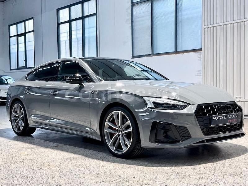 Usado Audi A5 Sportback S-Line 204 CV (150 kW) 2021 Gris / plata Utilitario