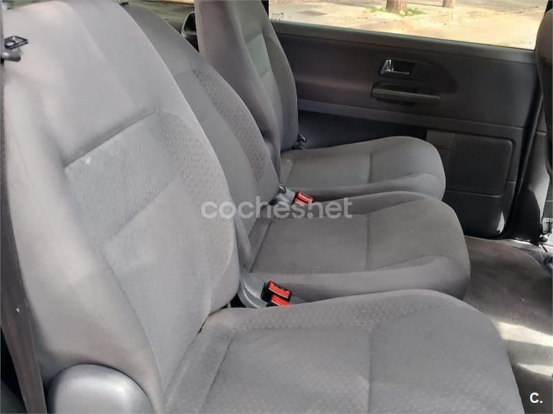 Usado VW Sharan Highline 140 CV (102 kW) 2007 Negro Monovolumen