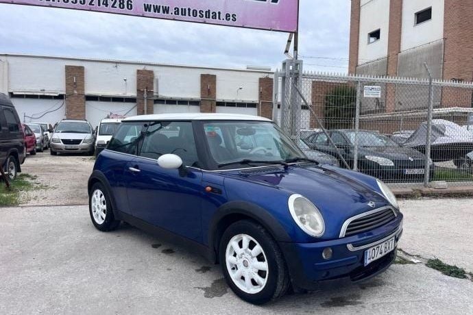 Usado Mini ONE 90 CV (66 kW) 2003 Utilitario