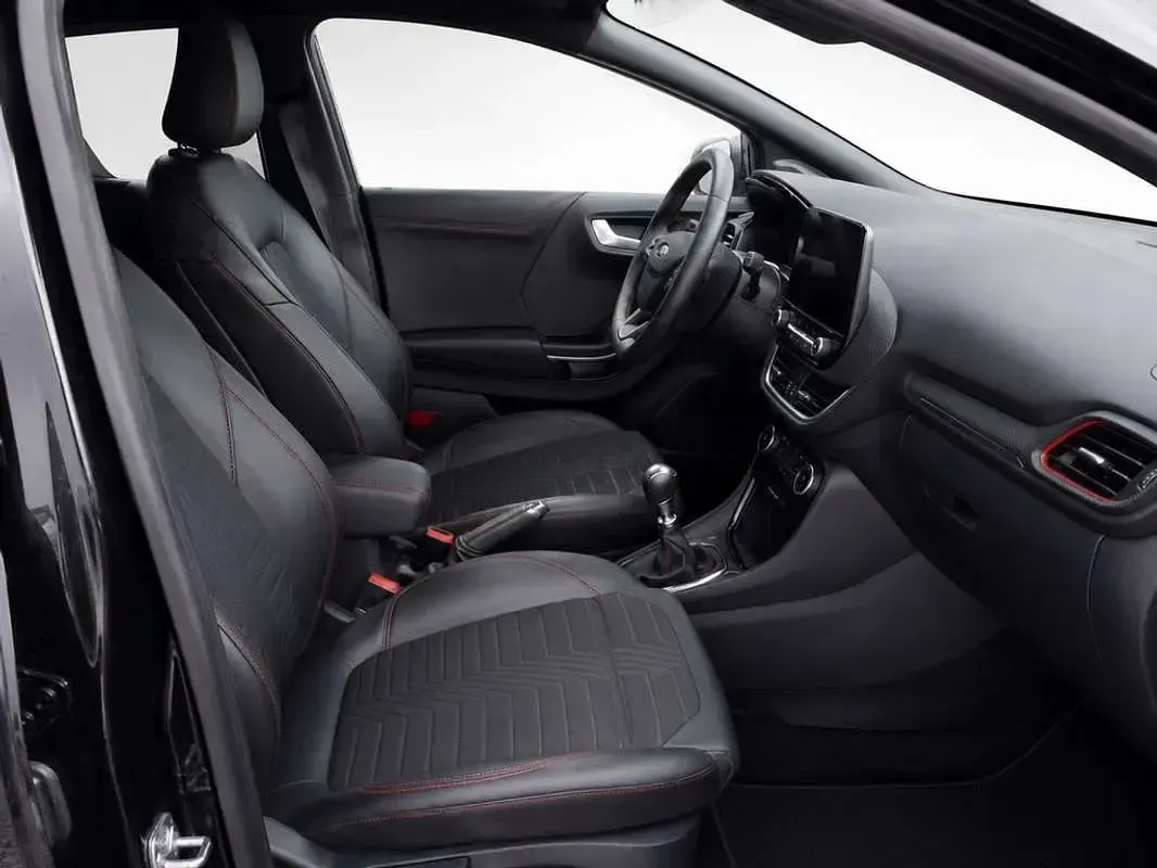 Usado Ford Puma ST-Line X 124 CV (91 kW) 2024 Negro SUV