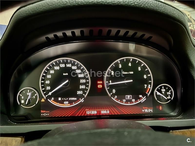 Usado BMW 740 306 HP (225 kW) 2009 Preto Sedan