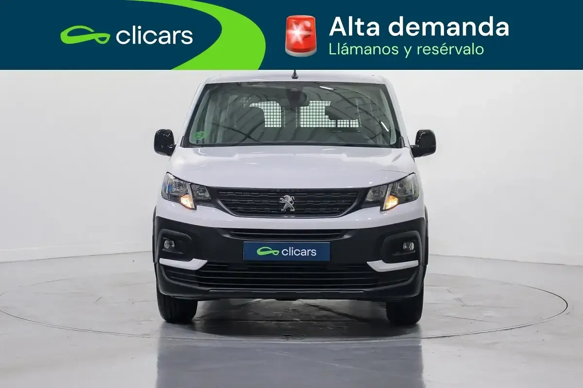 Usado Peugeot Rifter Business-Line 100 CV (73 kW) 2023 Blanco Monovolumen