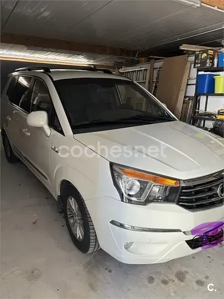 Usado SsangYong Rodius Limited 178 CV (130 kW) 2018 Blanco Monovolumen