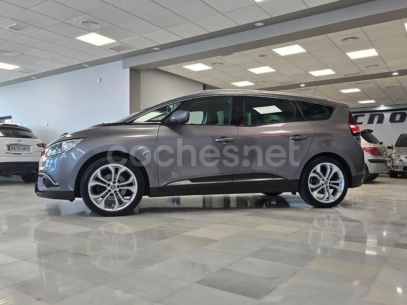 Usado Renault Grand Scénic IV Zen 150 CV (110 kW) 2019 Gris / plata Monovolumen