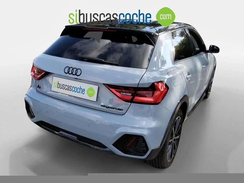 Usado Audi A1 110 CV (80 kW) 2021 Gris/plata Utilitario