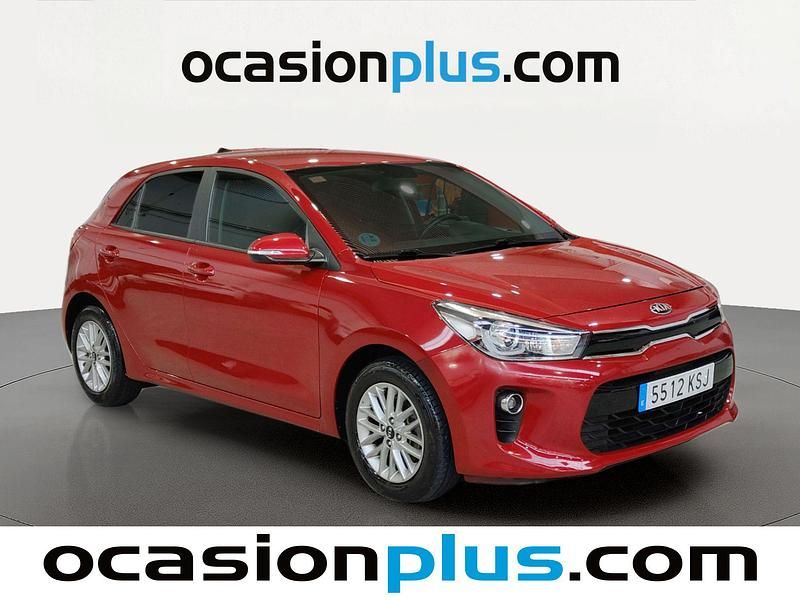 Usado Kia Rio 101 HP (74 kW) 2018 Vermelho Citadino