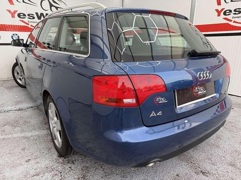 Usado Audi A4 140 CV (102 kW) 2007 Azul Familiar
