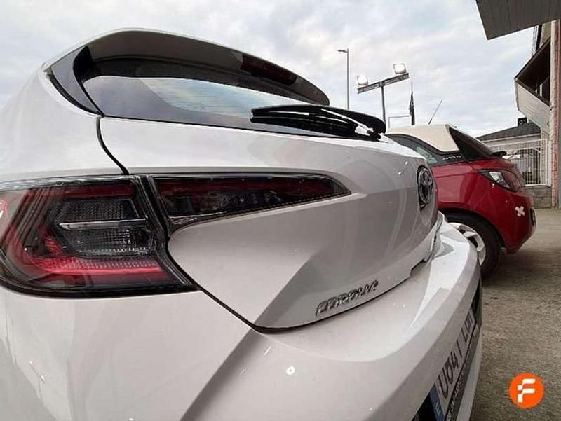 Usado Toyota Corolla Active 122 CV (89 kW) 2020 Blanco Utilitario