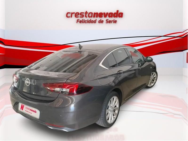Usado Opel Insignia Business Elegance 174 CV (127 kW) 2021 Gris / plata Berlina