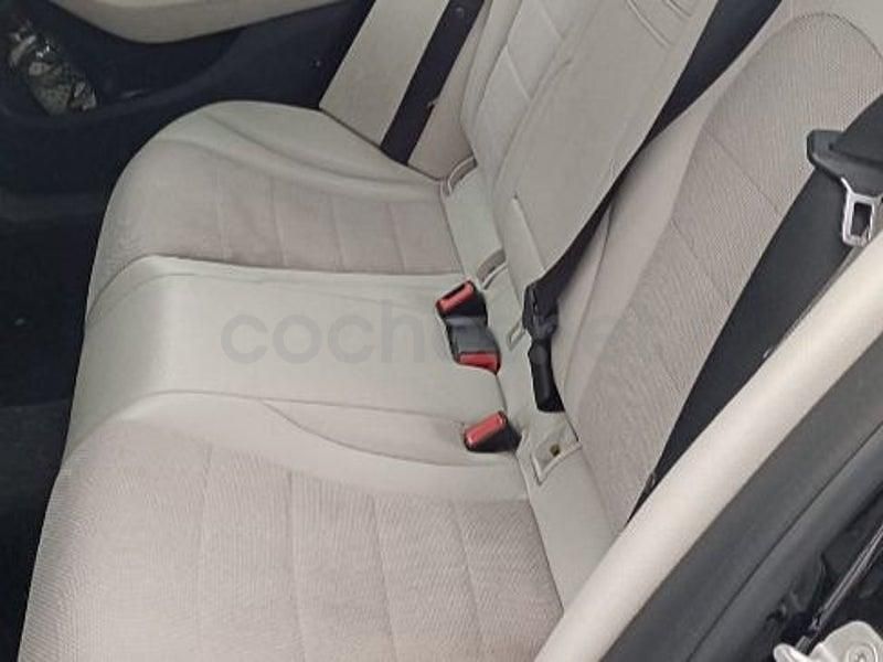 Usado Mercedes C220 170 CV (125 kW) 2015 Negro Berlina