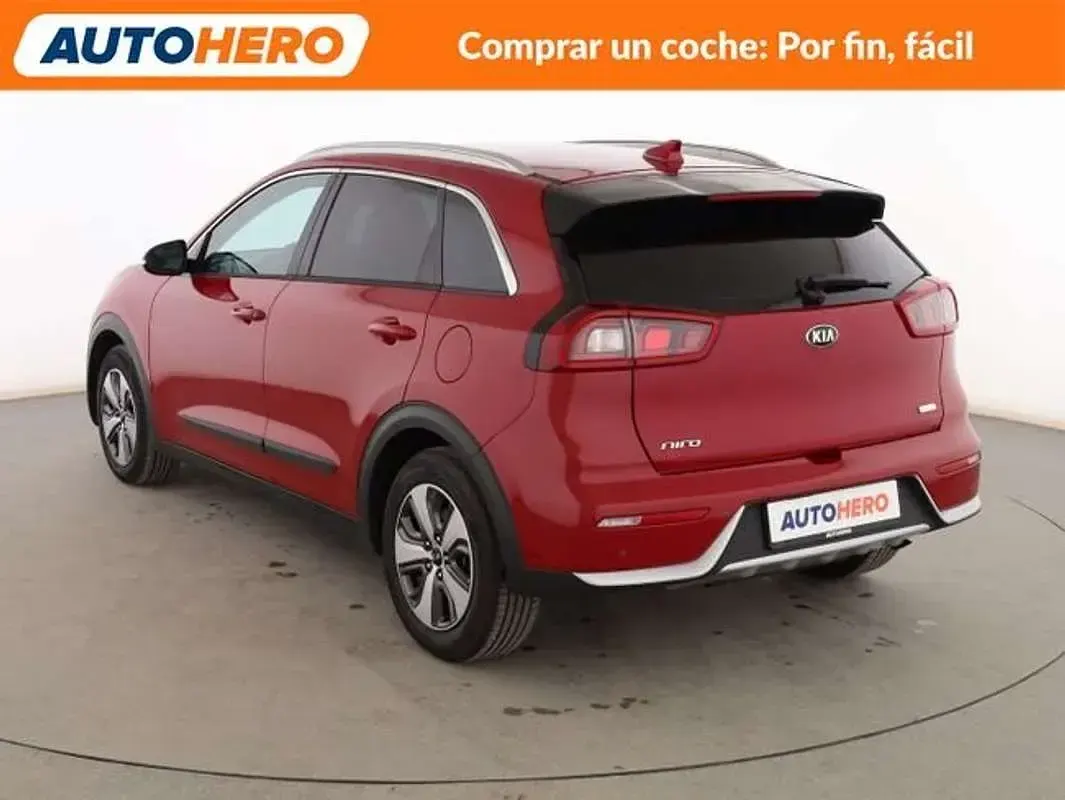 Usado Kia Niro 141 CV (103 kW) 2018 Rojo SUV