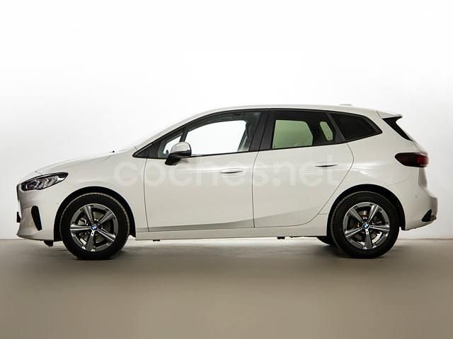 Usado BMW 218 150 CV (110 kW) 2024 Blanco Familiar