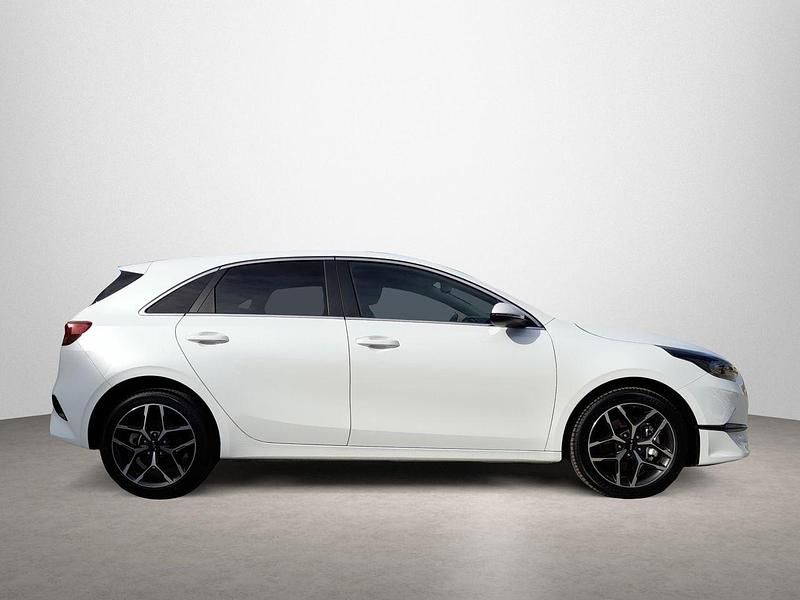Nuevo Kia Ceed 140 CV (102 kW) 2025 Blanco Utilitario