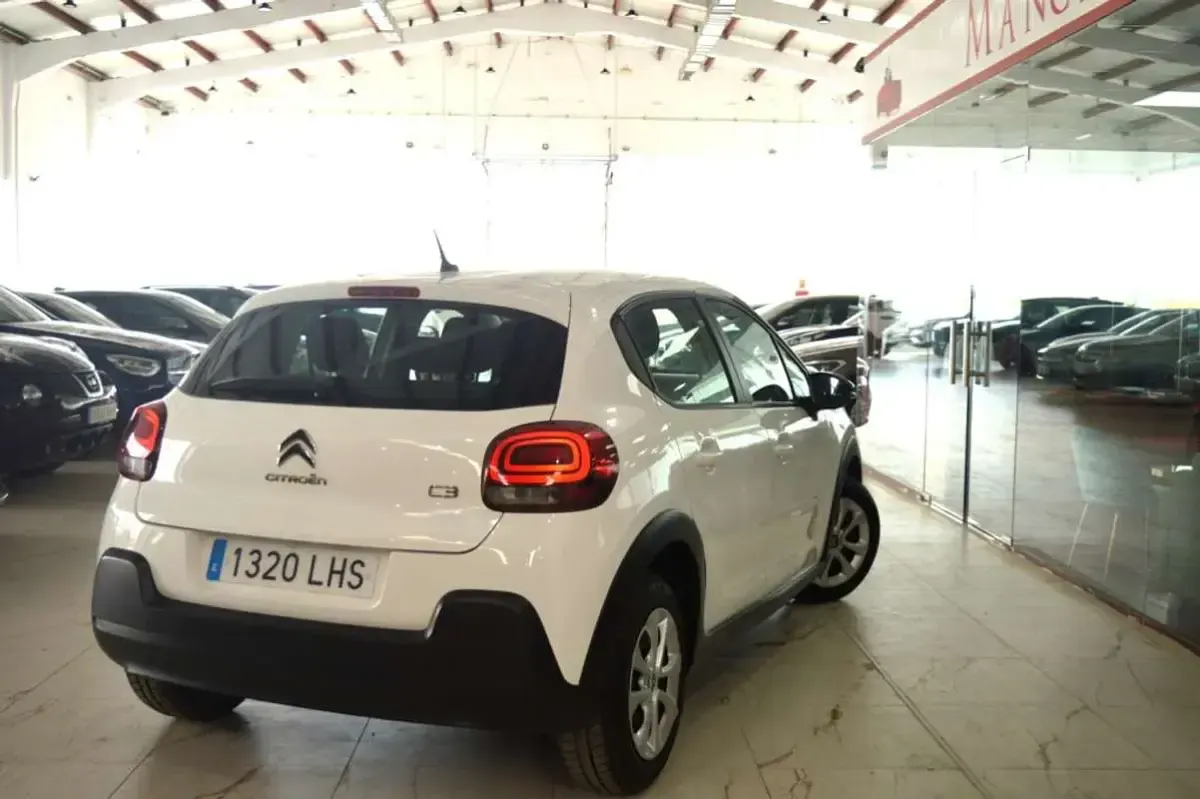 Usado Citroën C3 Feel 99 CV (72 kW) 2020 Blanco Utilitario