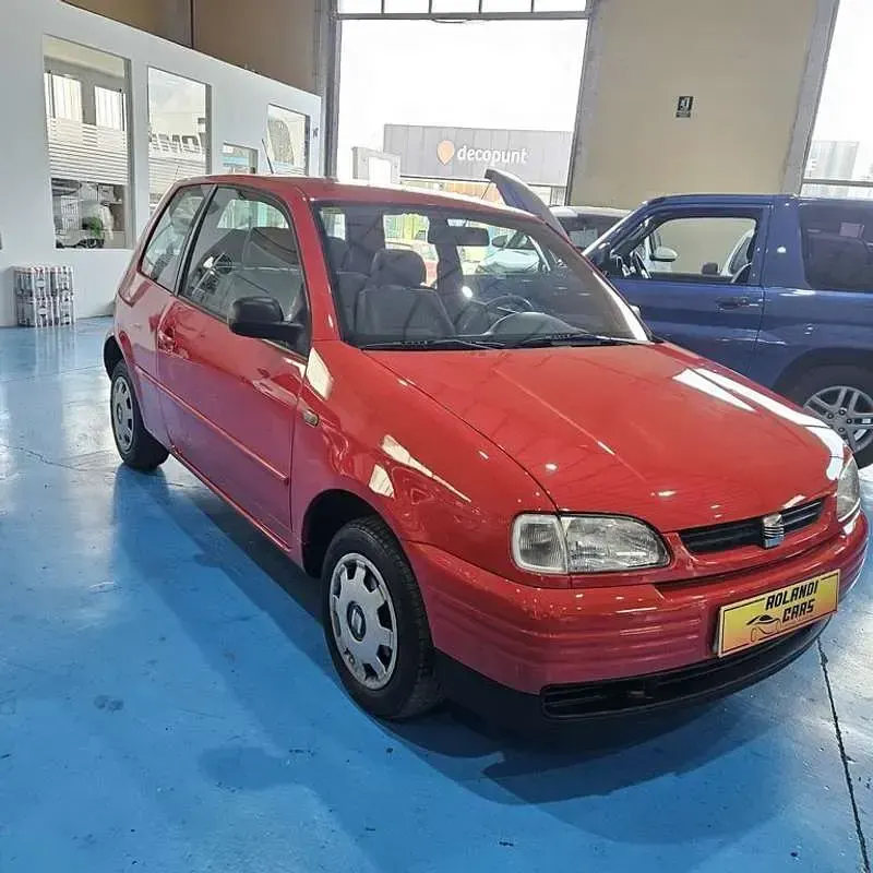 Usado Seat Arosa 50 CV (36 kW) 1997 Rojo Utilitario