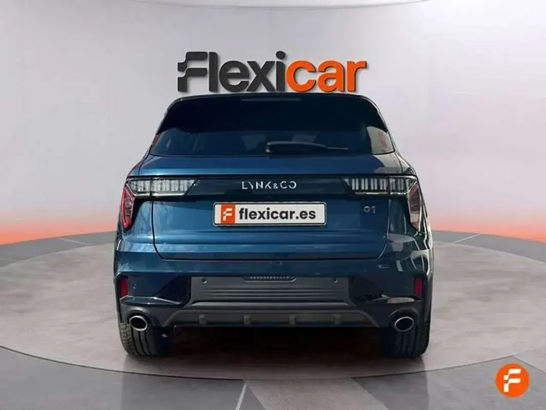 Usado Lynk & Co 01 261 CV (191 kW) 2023 Azul SUV