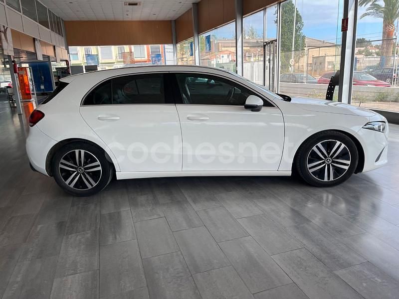 Usado Mercedes A180 116 CV (85 kW) 2020 Blanco Berlina
